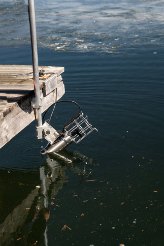 ARBRUX DOCK DE-ICER WITH 25FT CORD DOCK BUNDLE KIT – THE ULTIMATE WINTER PROTECTION FOR YOUR WATERFRONT ASSETS